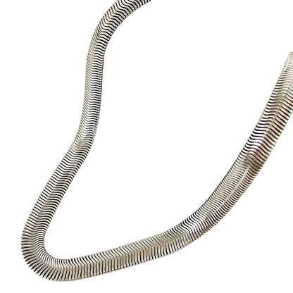 Thick Ribbon Snake Necklace Silver