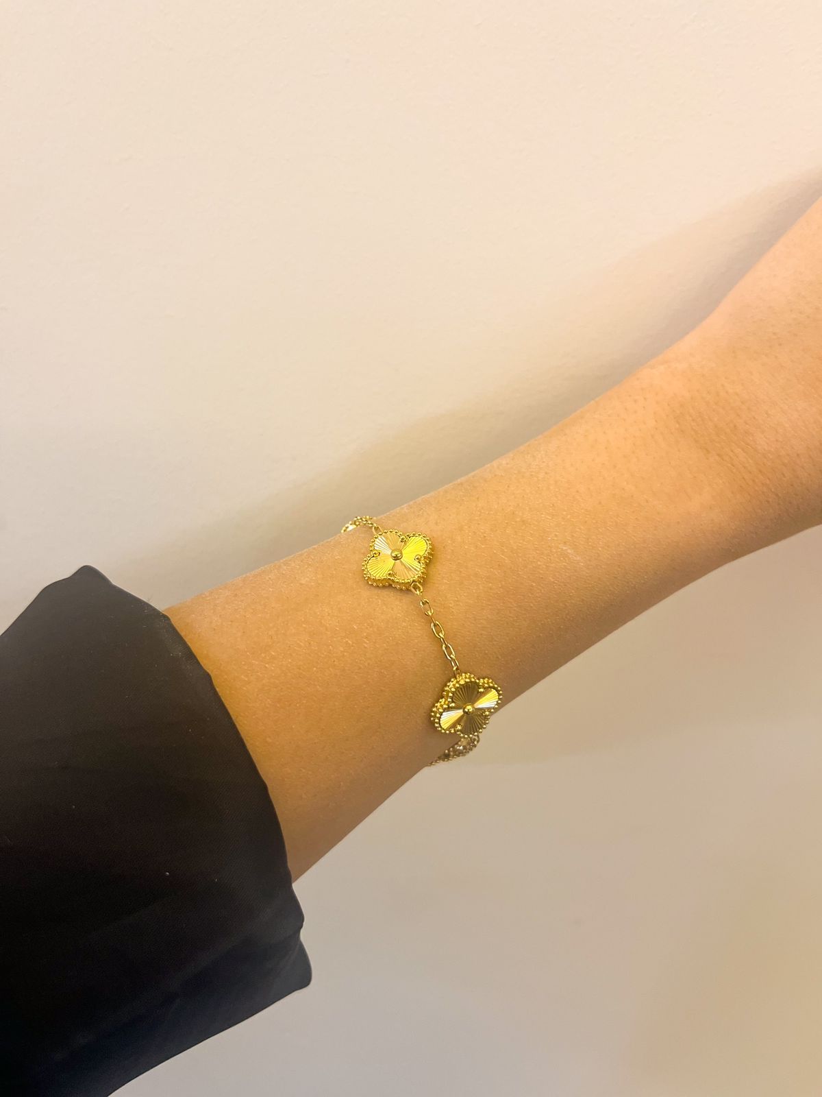 Gold 5 Clovers Bracelet